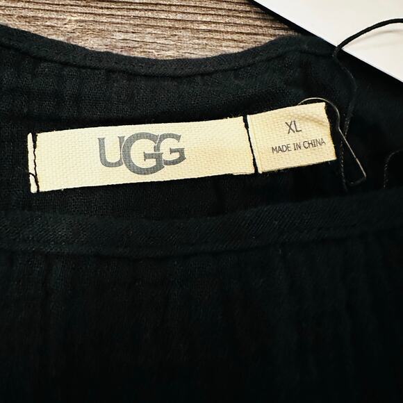 Ugg Women's Black Solid Cotton Scoop Neck Cropped Tank Tops Size XL NWT - Picture 3 of 5